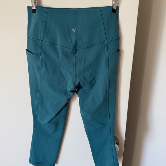 Athleta Salutation Stash Capri legging - Picture 2 of 6